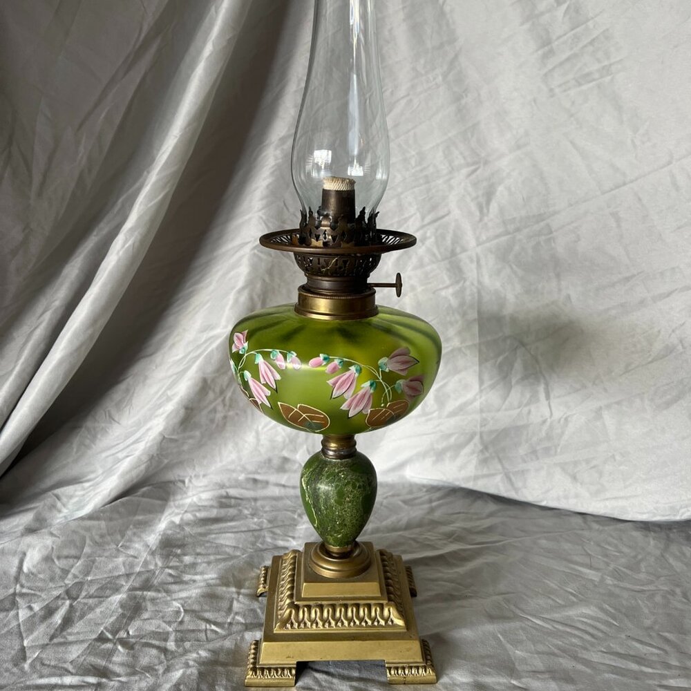 **** Vintage Art Nouveau Style Hand Painted Oil Lamp Marble Base ****